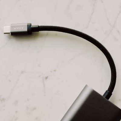 Imagem ilustrativa - cabo USB-C